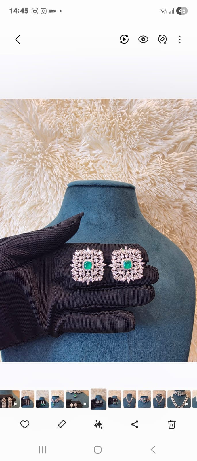 Elara Emerald Diamond Choker