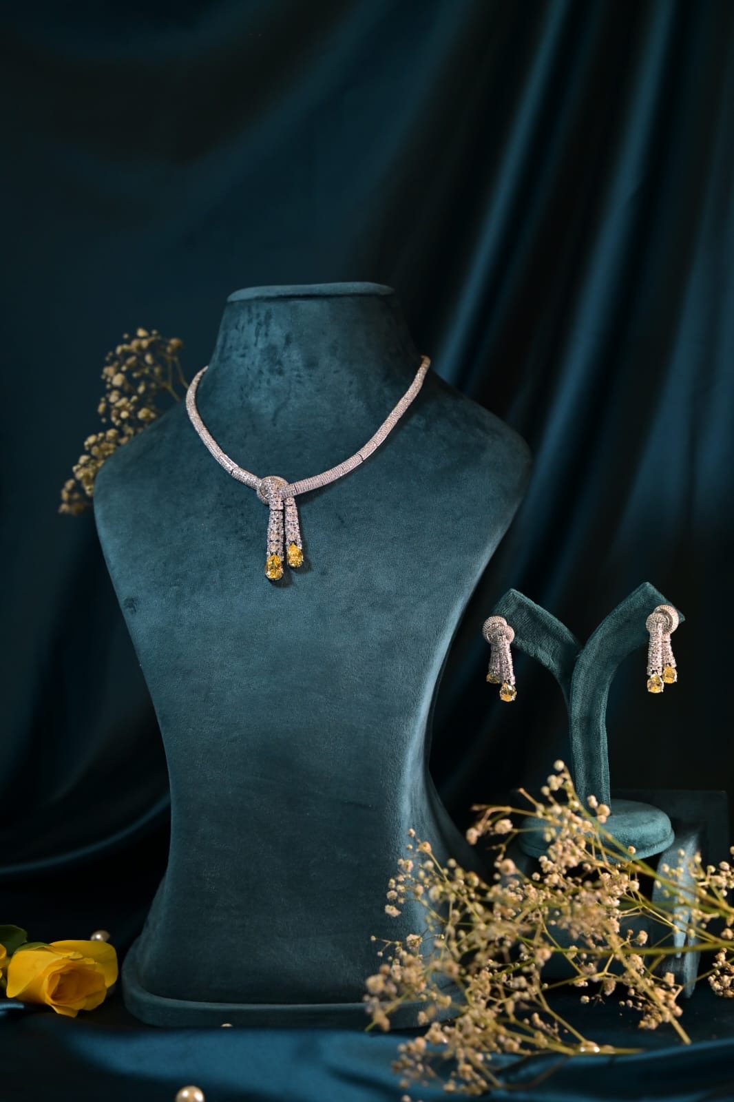 Elegant Knot Citrine Necklace Set