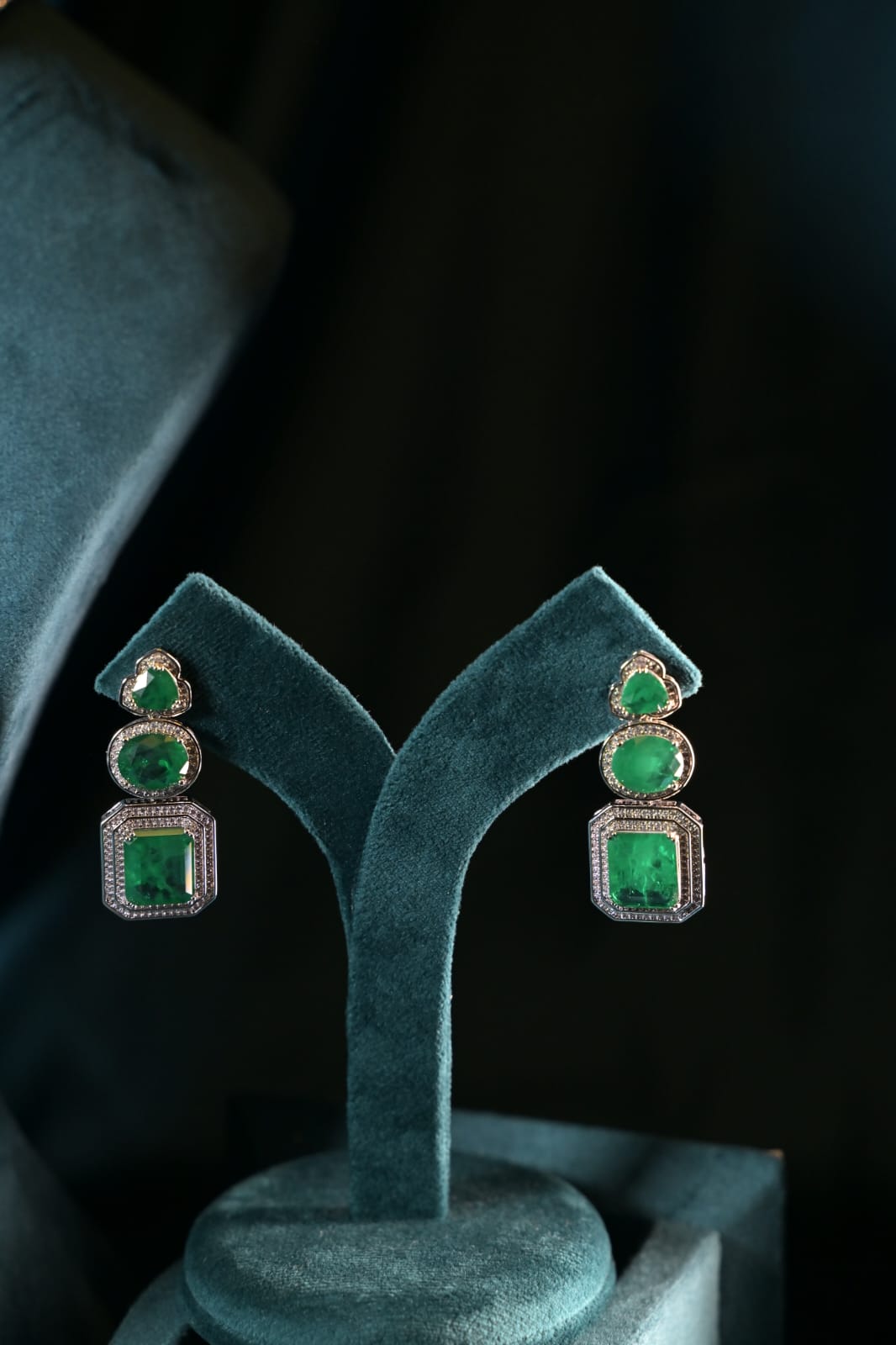 Aurora Prism Emerald Set
