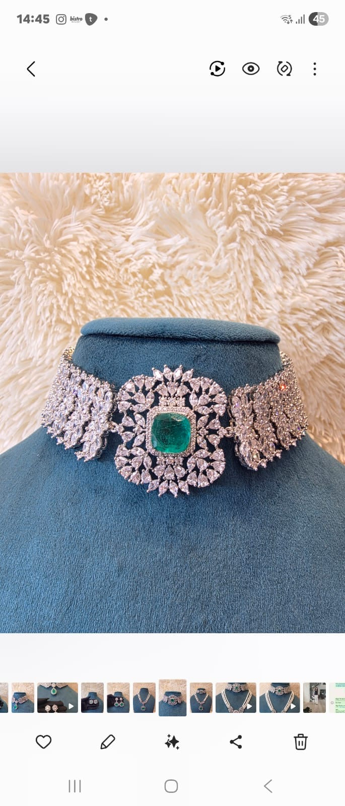 Elara Emerald Diamond Choker