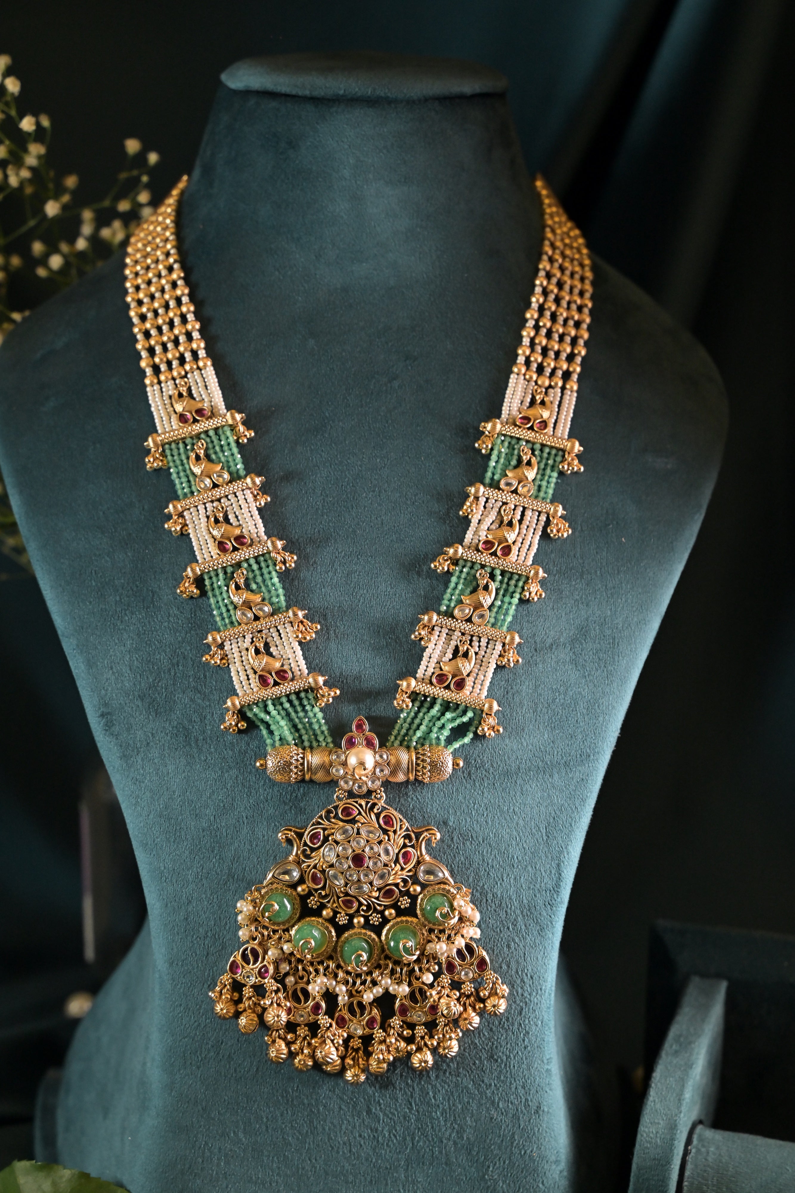Emerald Heirloom Heritage Long Necklace Set