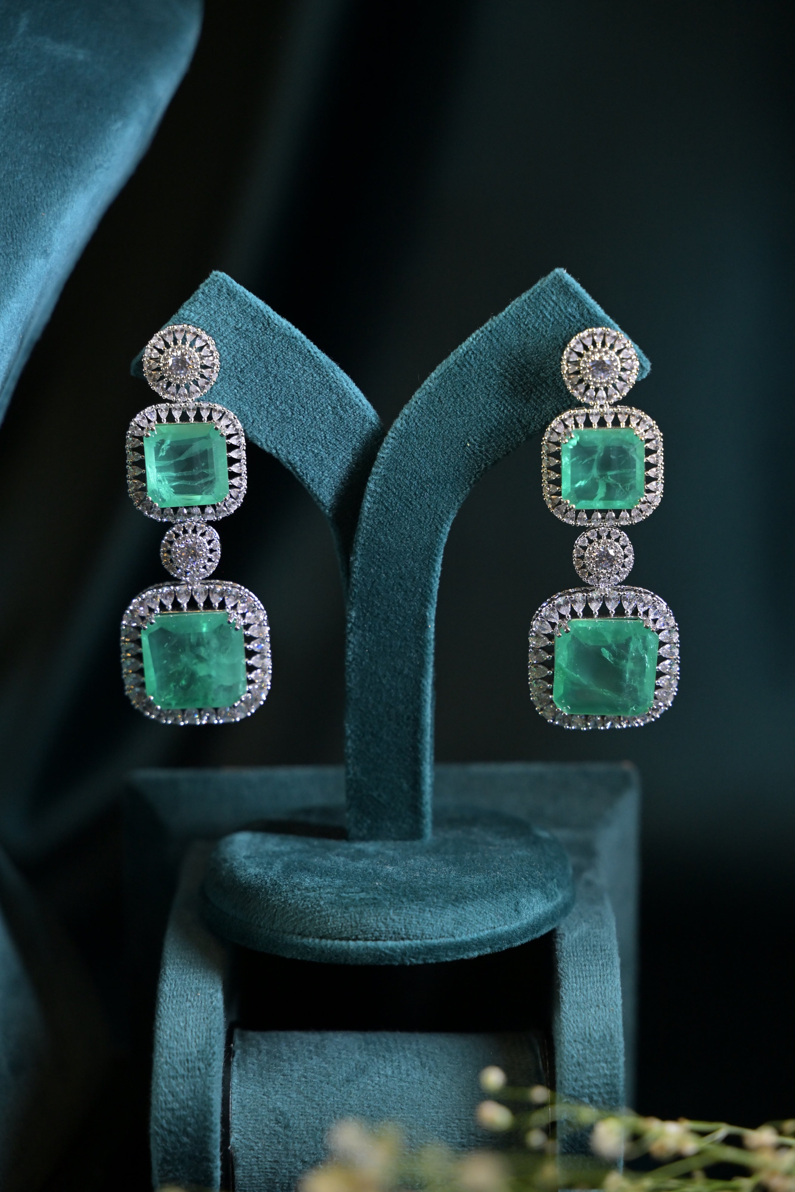 Azure Radiance Statement Necklace Set