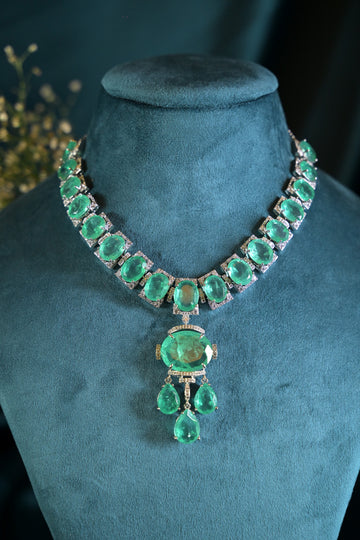 Emerald Royale Key Statement Necklace Set