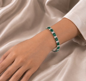 Elegant Emerald Tennis Bracelet