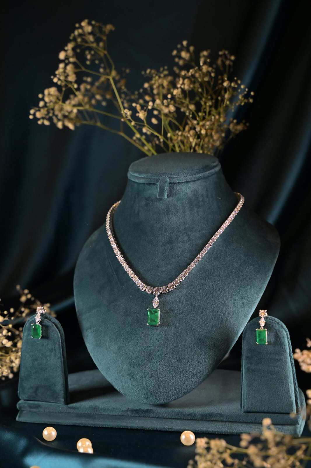 Emerald Drop Solitaire Set