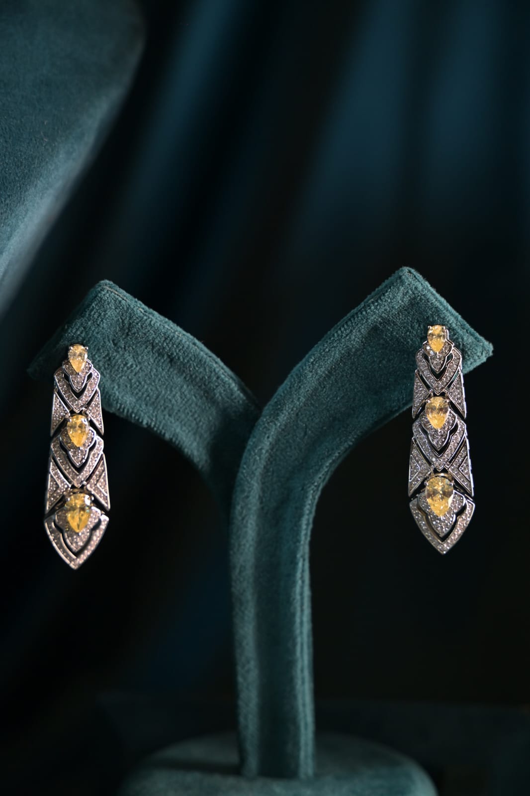 Citrine Geometric Necklace Set