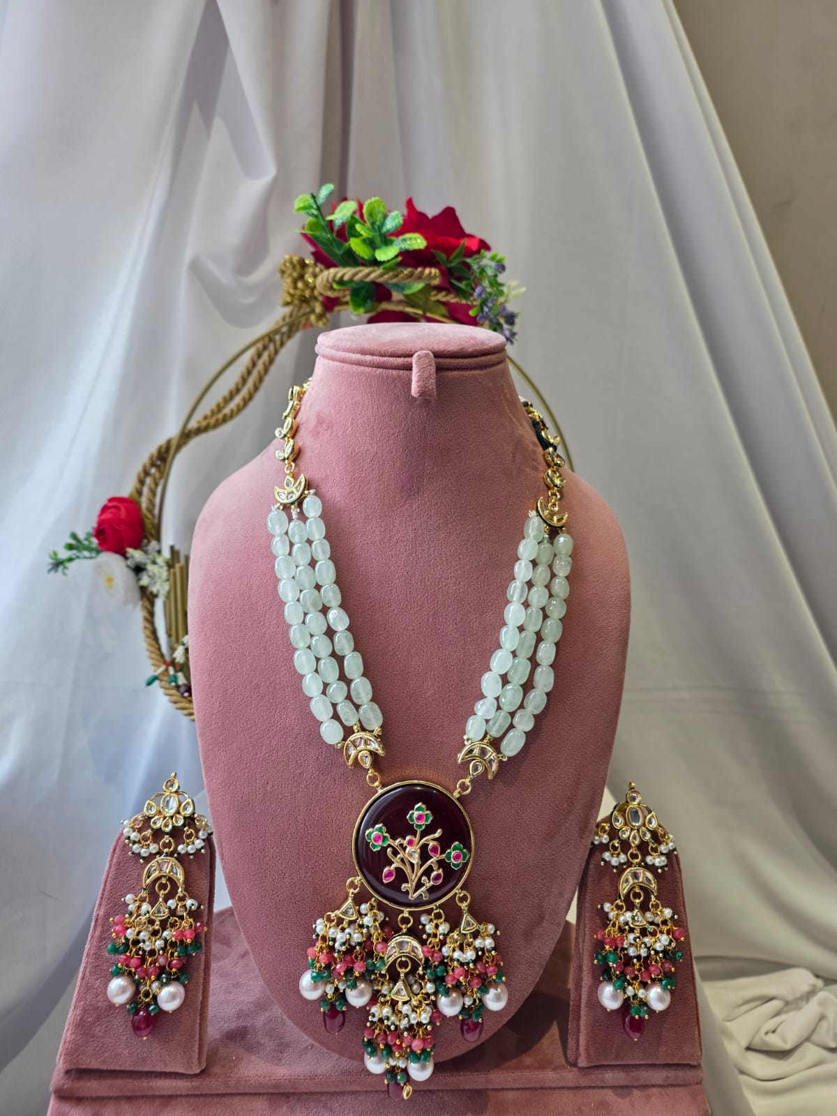 Emperor ivory Statement Set