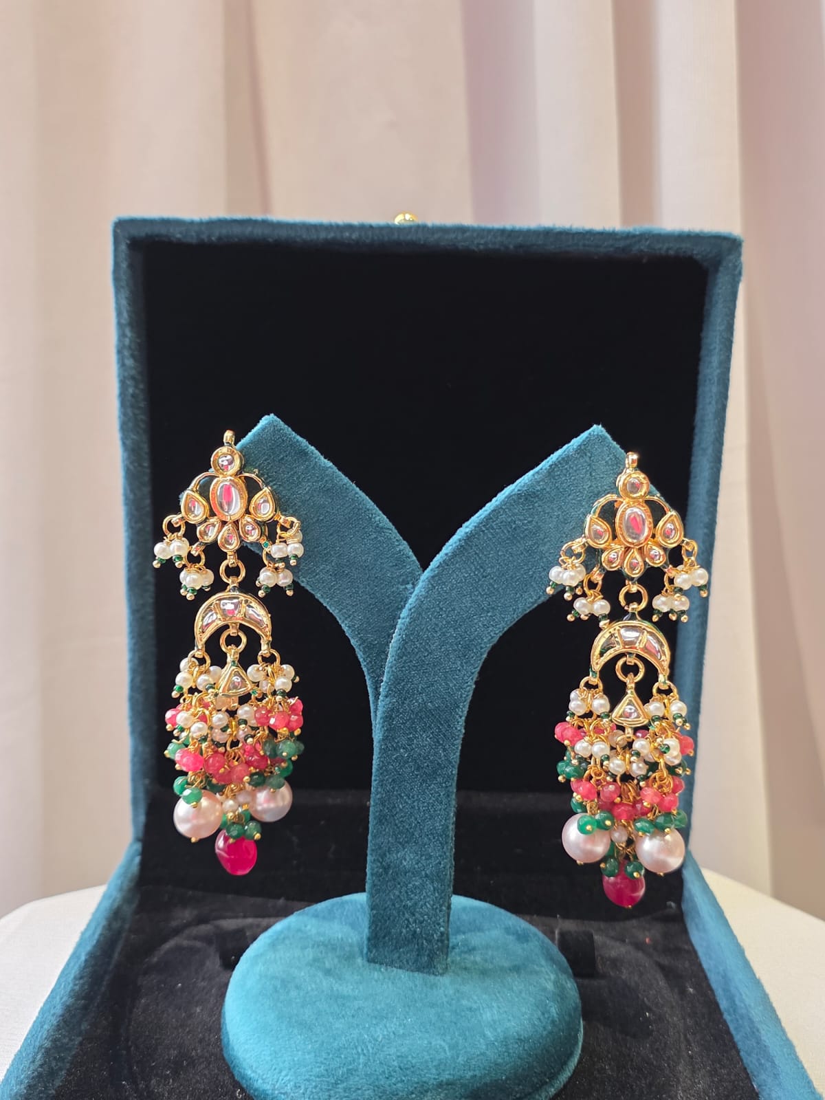 Emperor ivory Statement Set