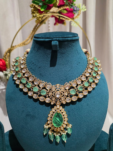 Roselle Mint Crest Necklace Set