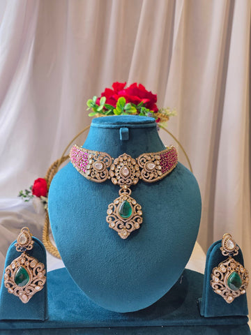 Emerald Zehra necklace set Set