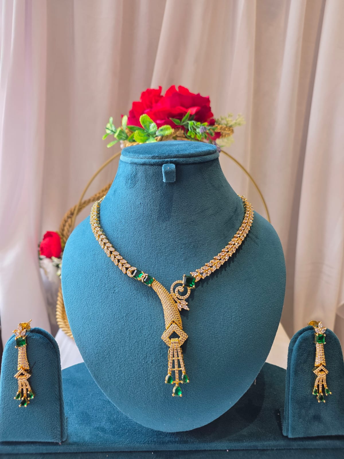 Cascade Necklace Set