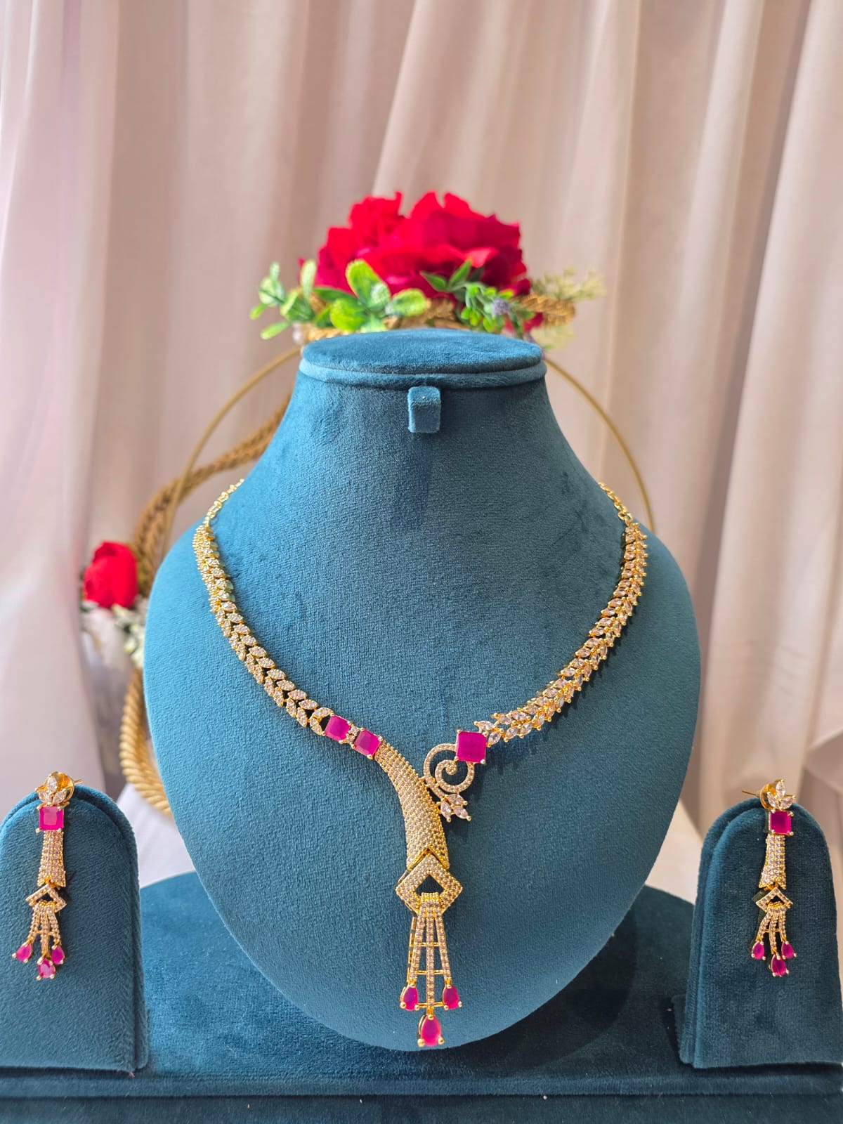 Cascade Necklace Set