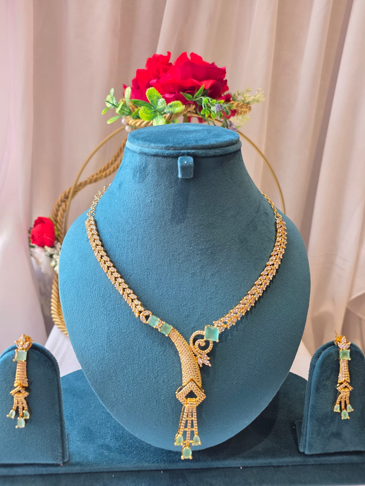 Cascade Necklace Set