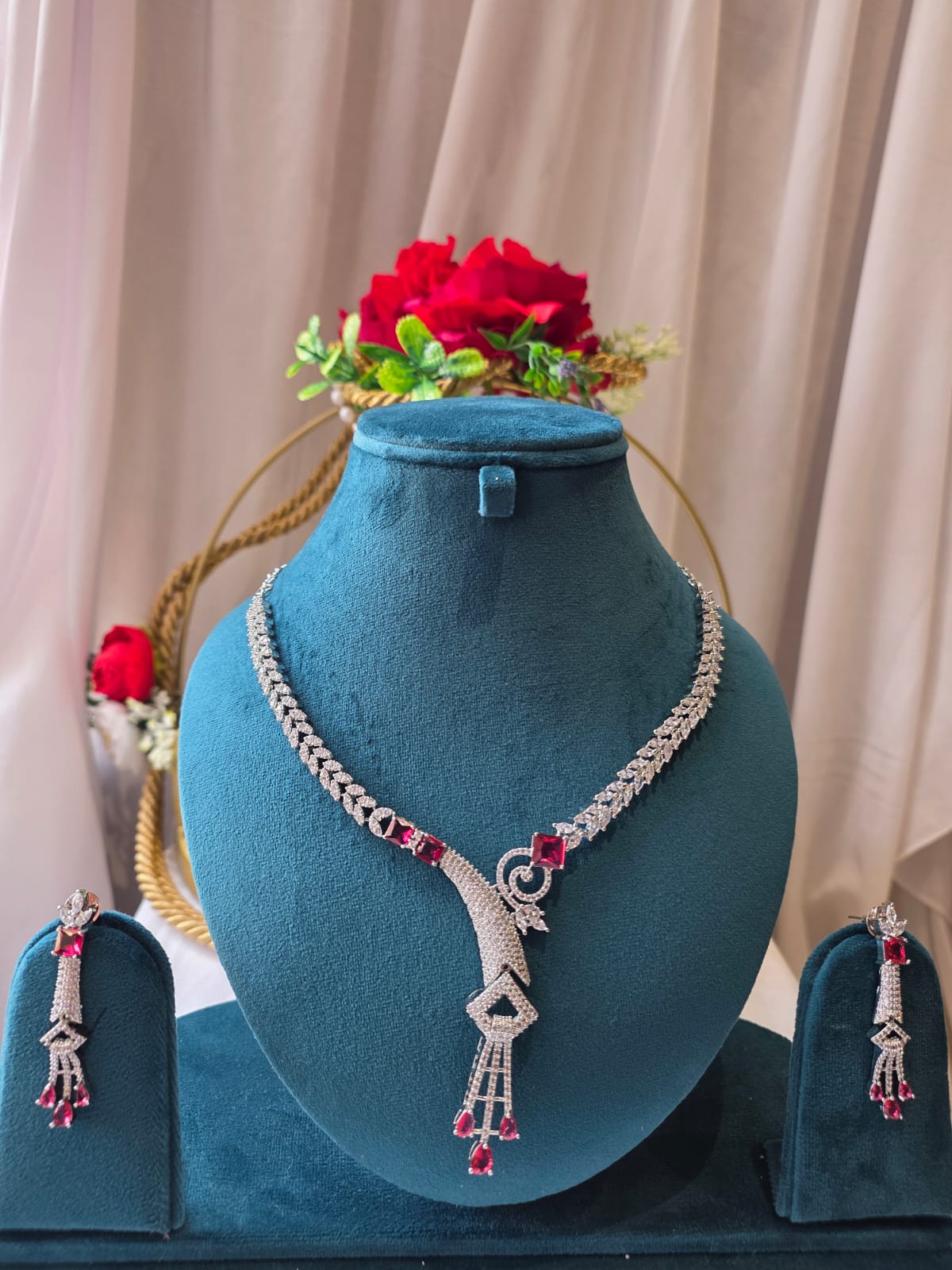 Cascade Necklace Set