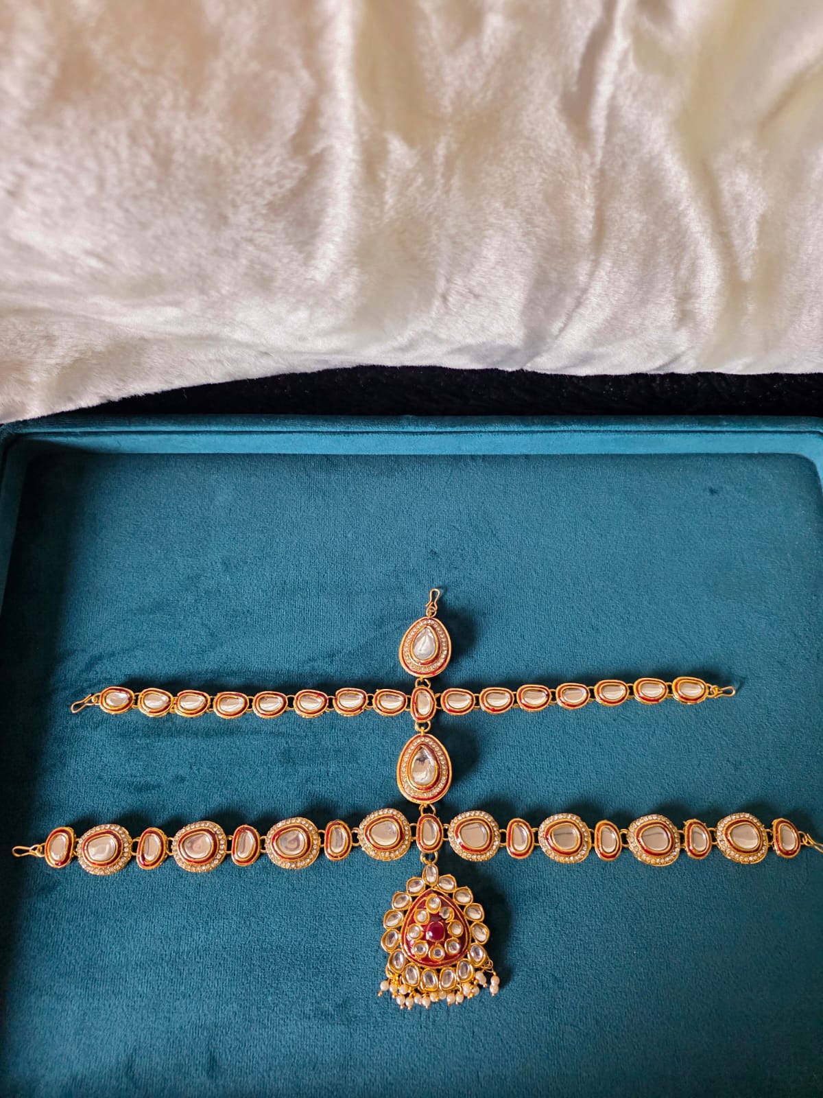 Charm statement necklace set