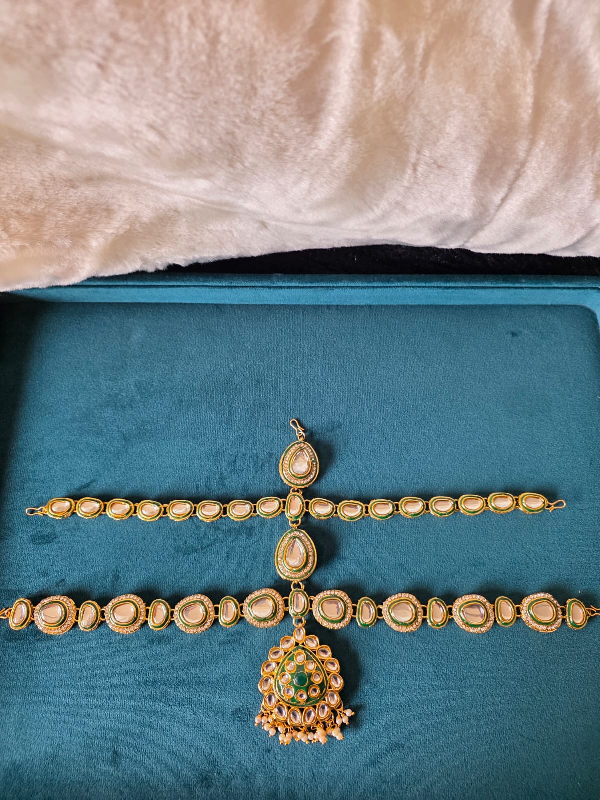 Saanjh Kundan Necklace Set