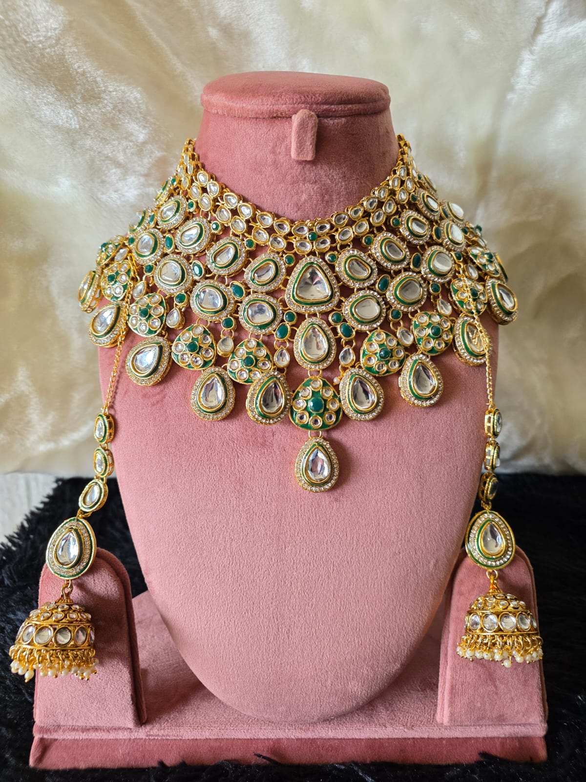 Saanjh Kundan Necklace Set