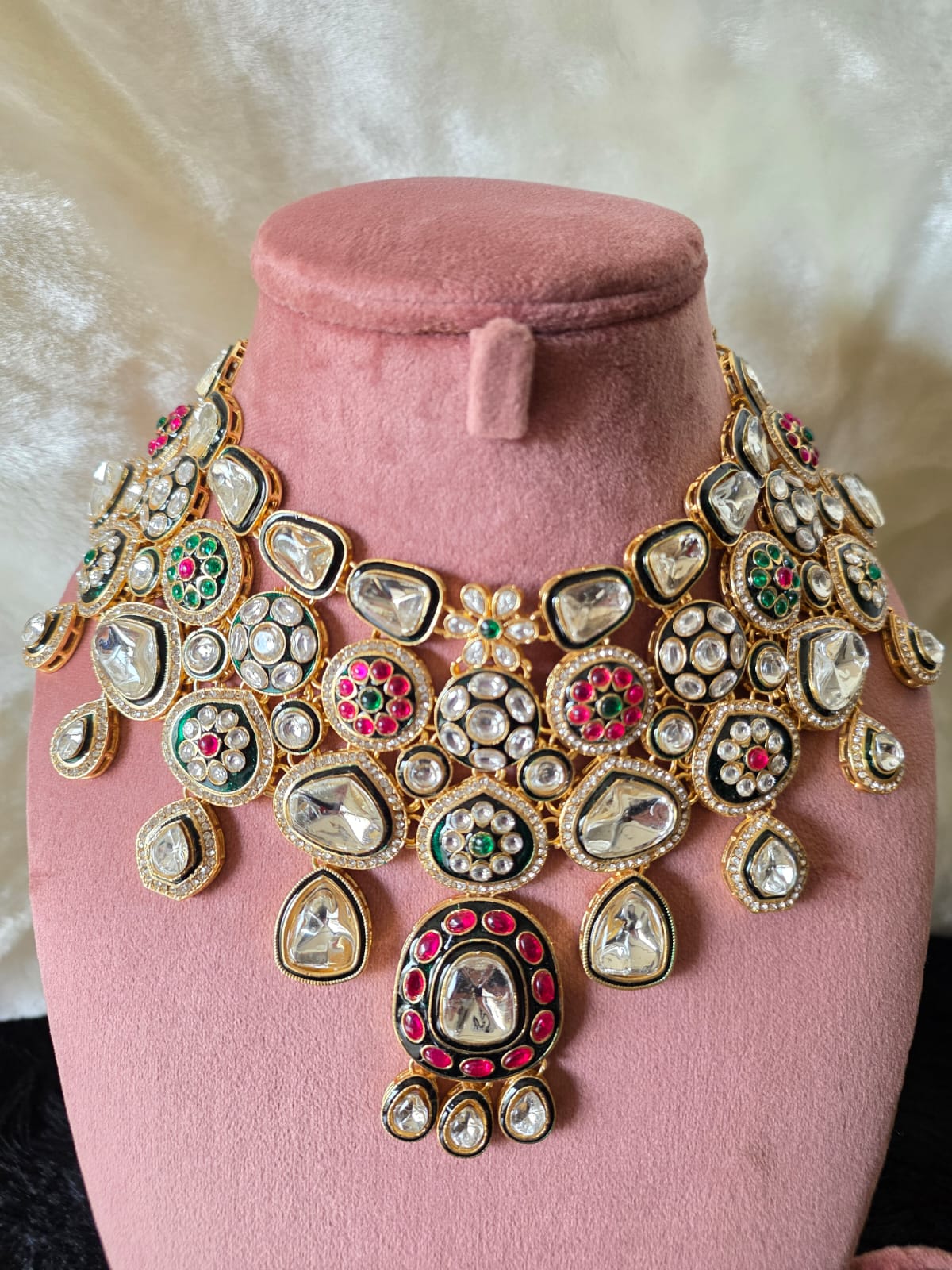 Kesar royale  Necklace Set