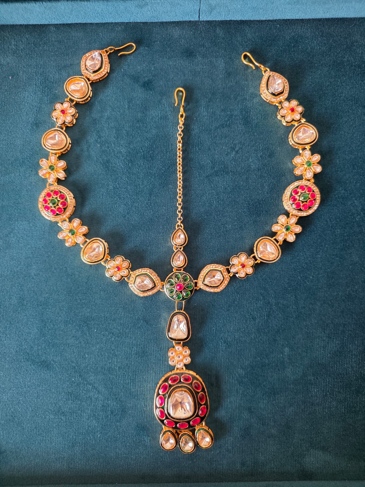 Kesar royale  Necklace Set