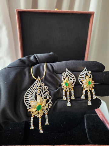 Emerald Feather Bloom Pendant Set