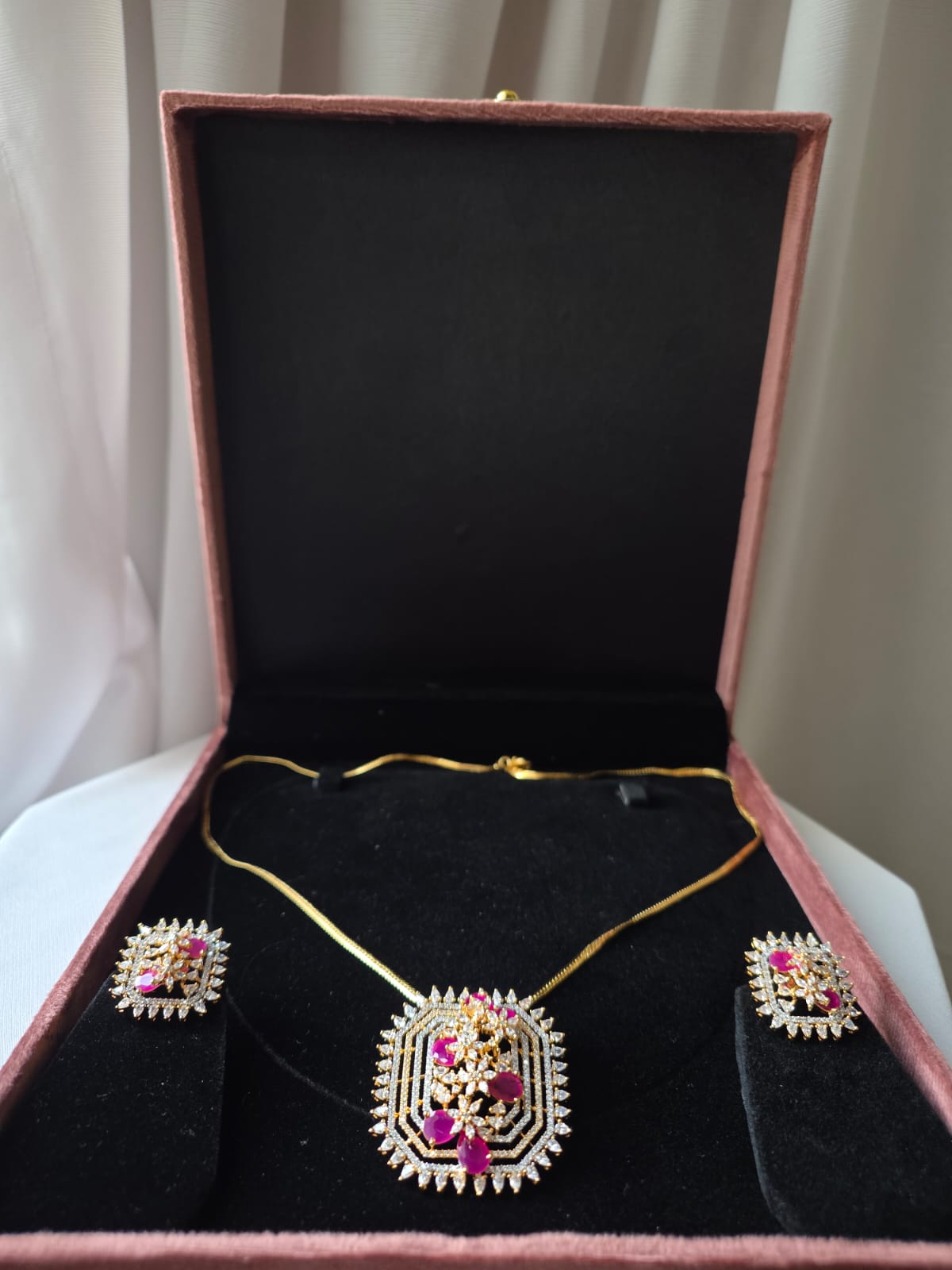 Ruby Royale Pendant Set