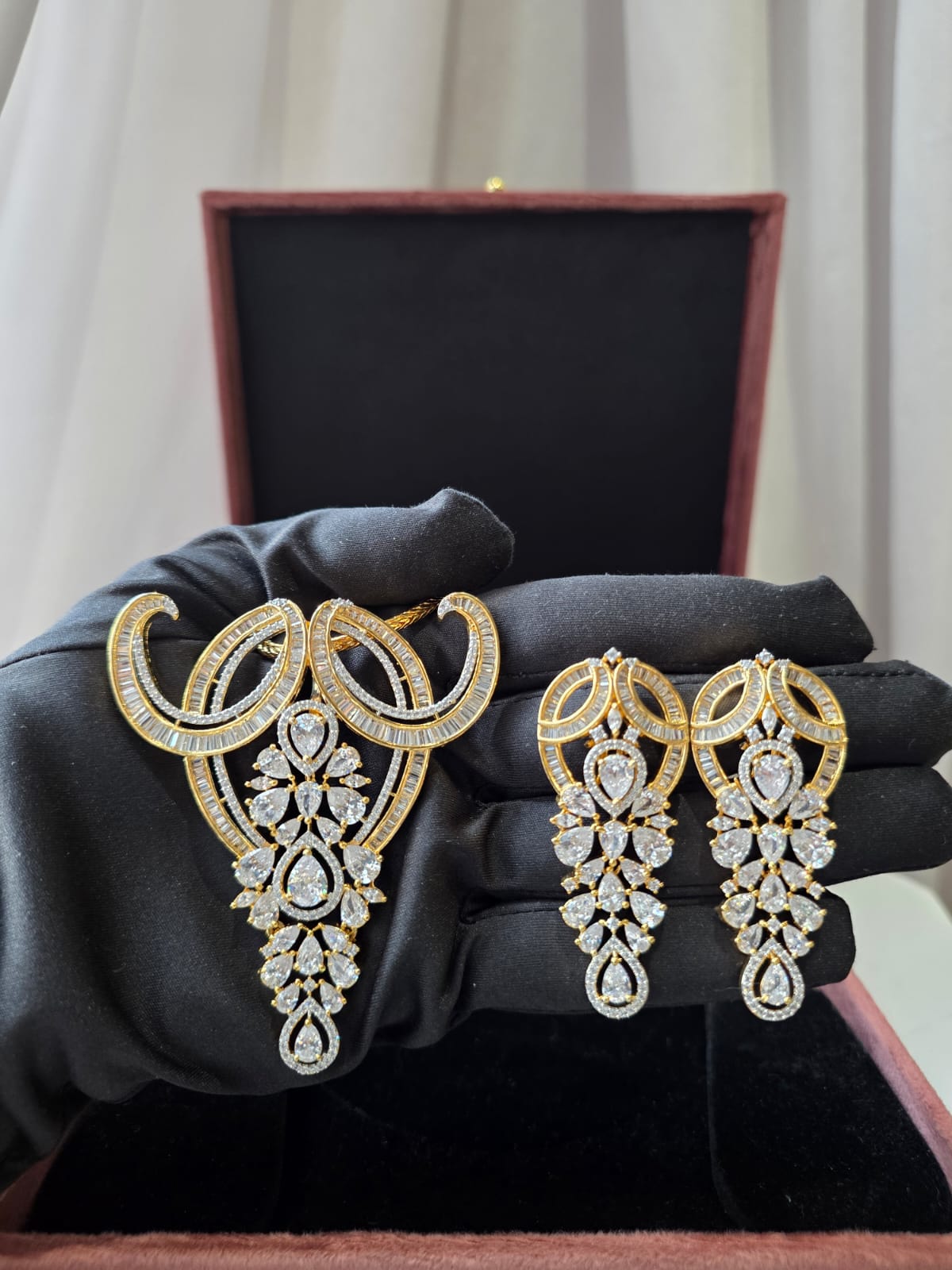 Celeste Cascade Luxe Pendant Set