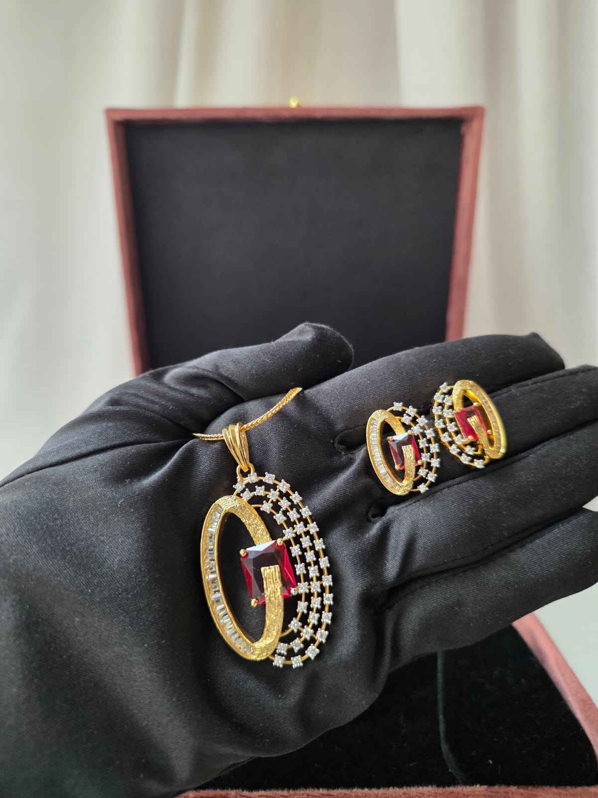 Ruby Orbit Luxe Pendant Set