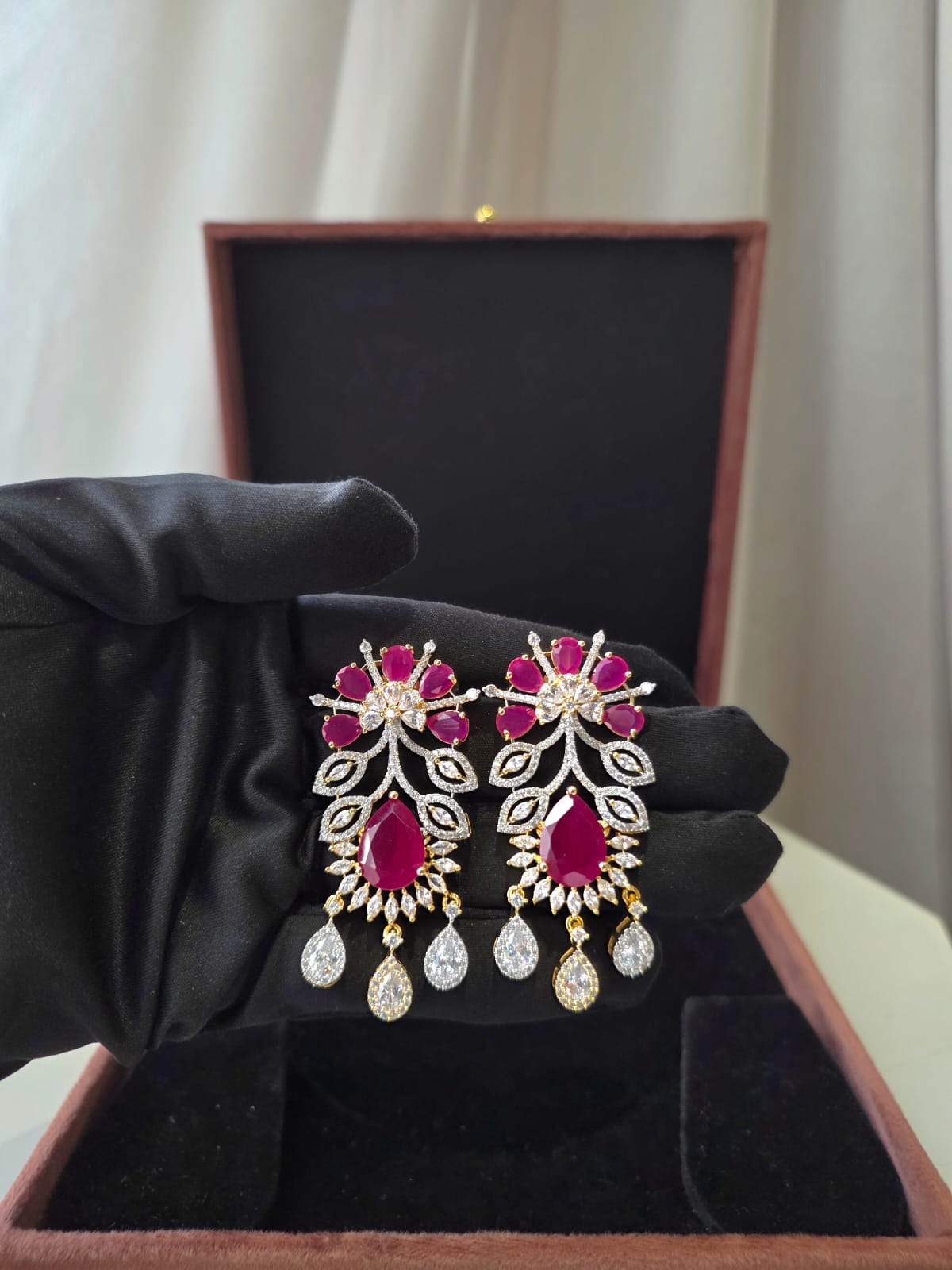 Ruby Vine Diamond Necklace Set