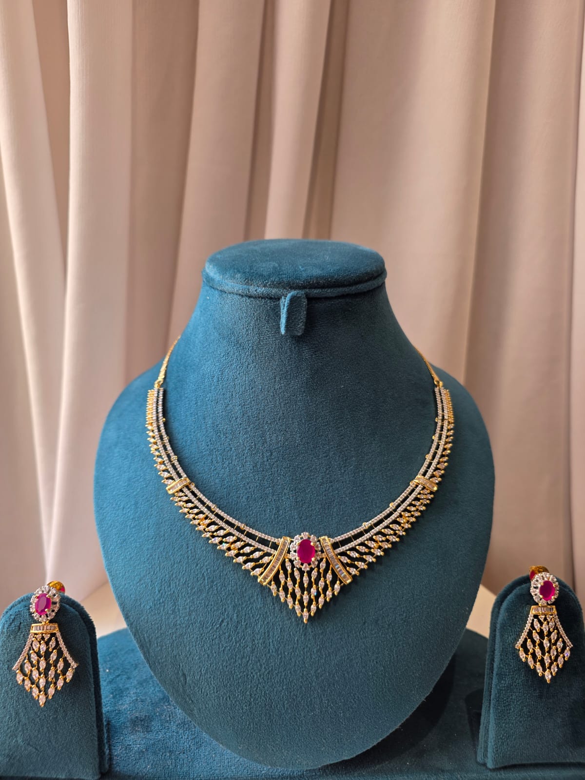 Ruby Lattice Necklace Set
