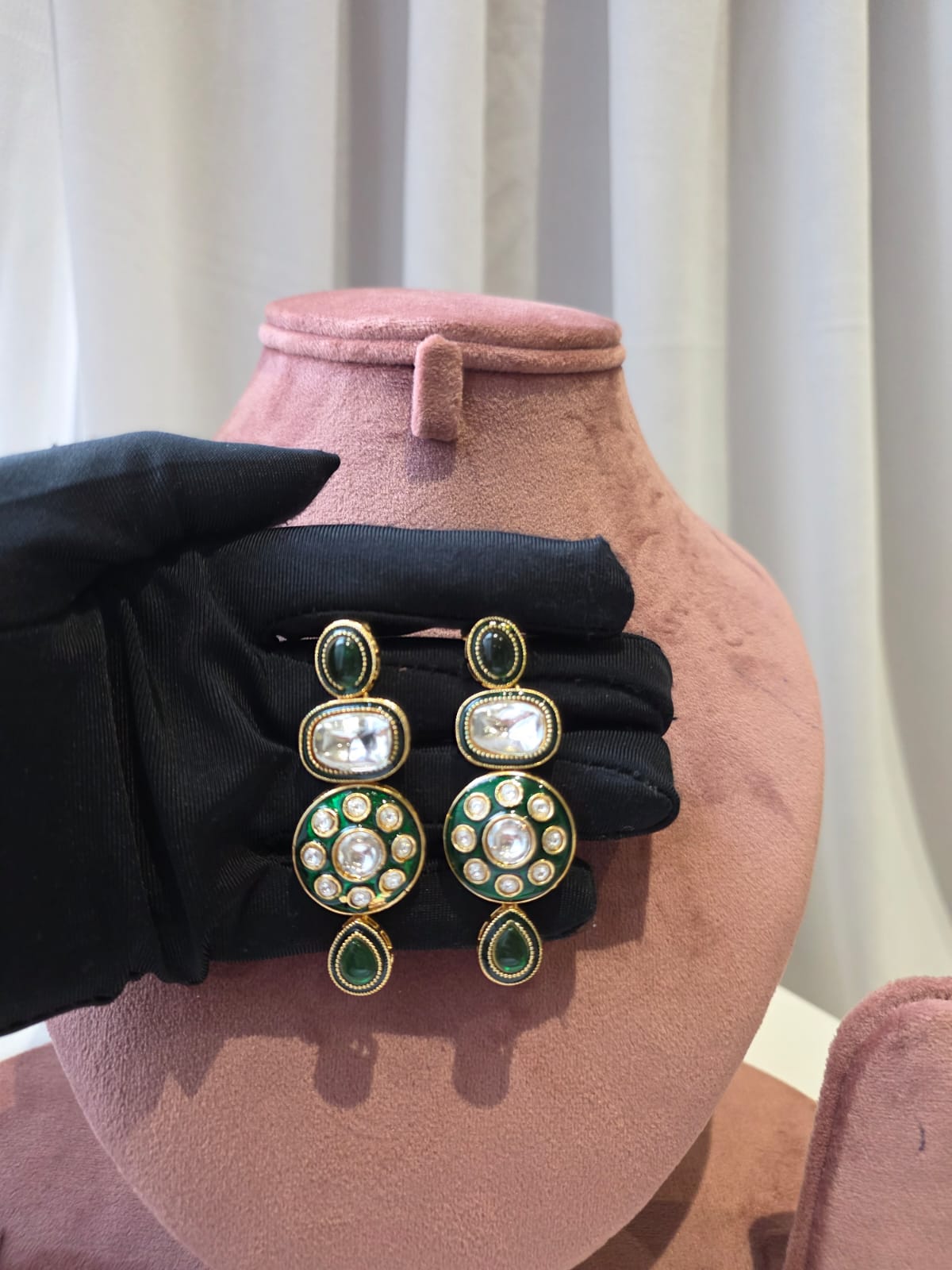 Emerique Polki Necklace Set