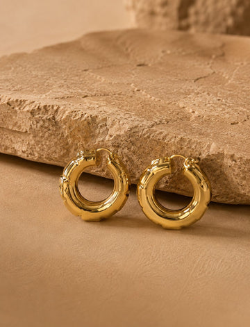 Sculpted Ribbed Chunky Golden  Hoops