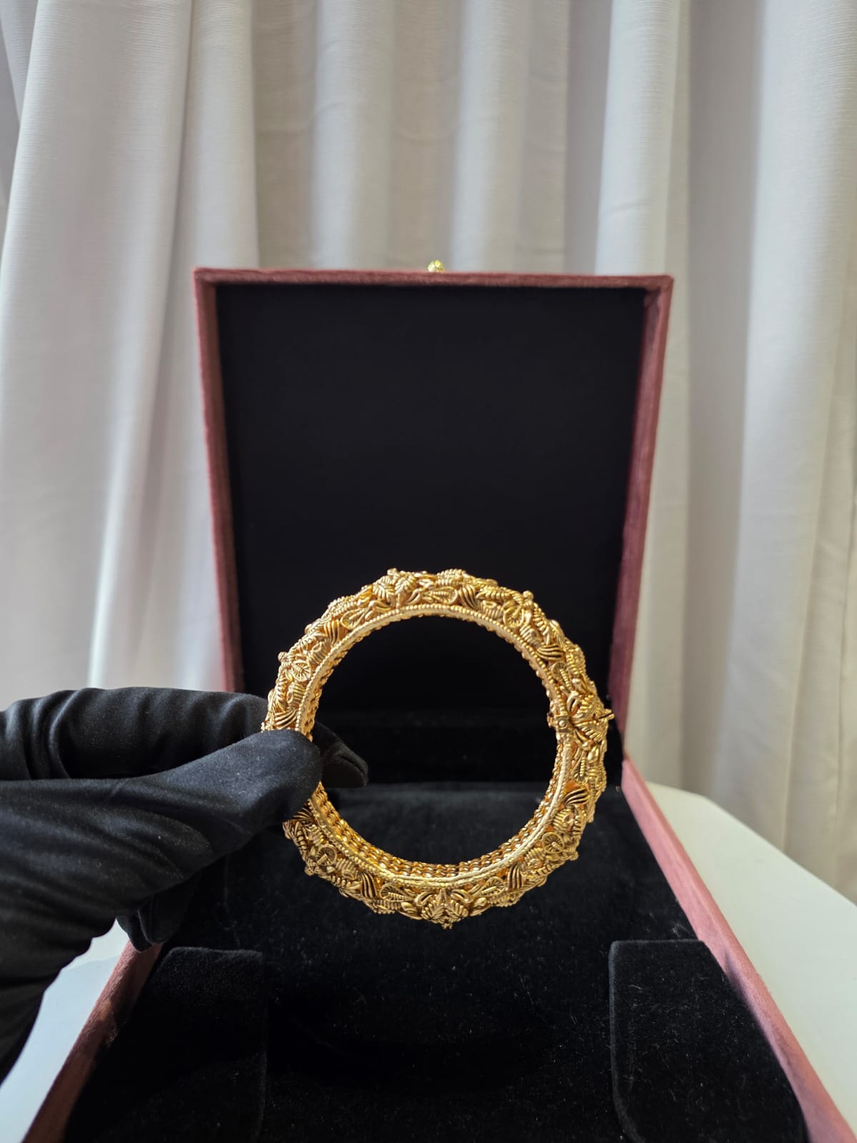 Heritage Gold Openable Bangles