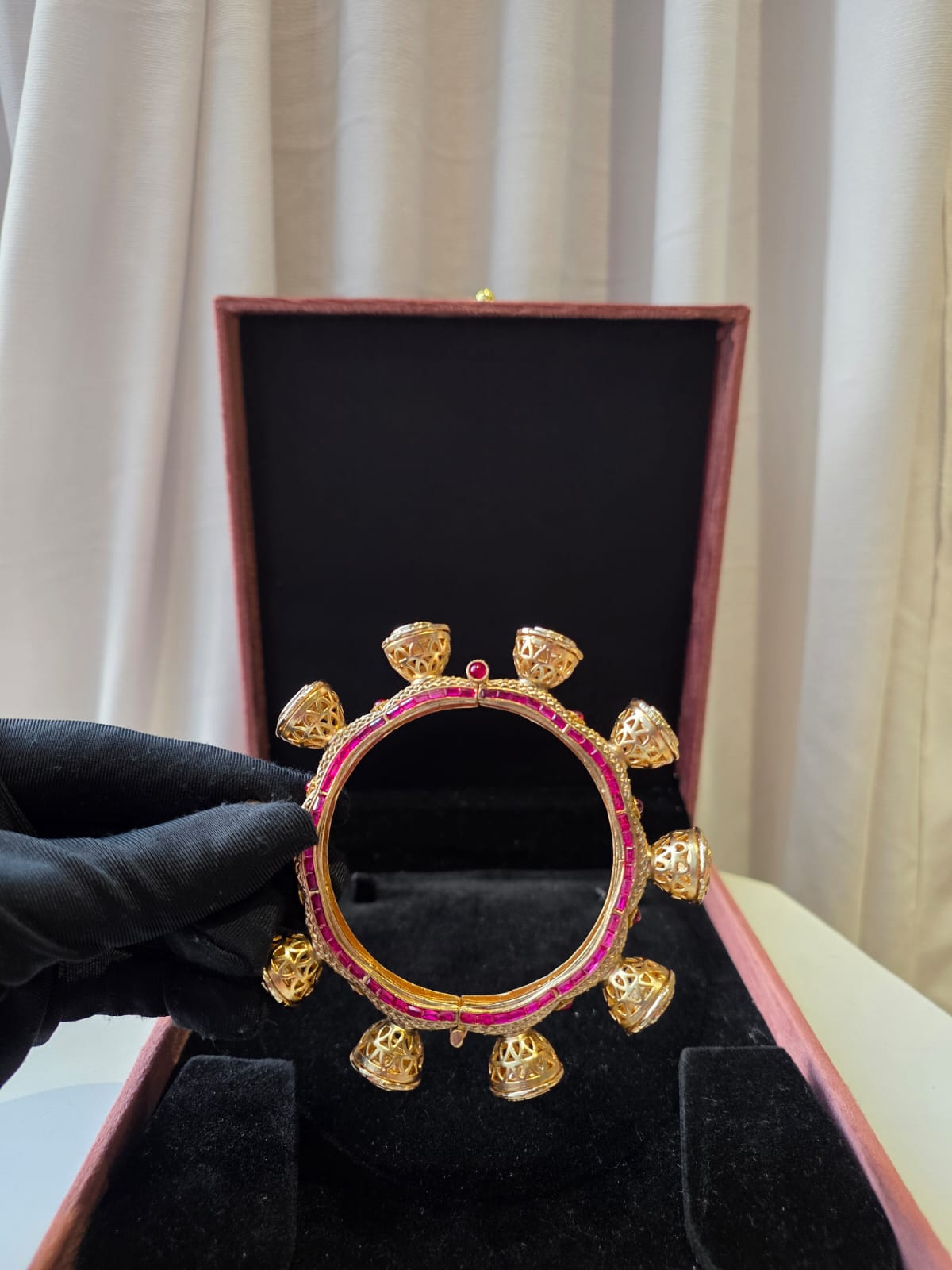 Royal Kundan Openable Bangles