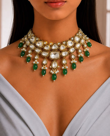 Royal Emerald Kundan Drop Necklace Set