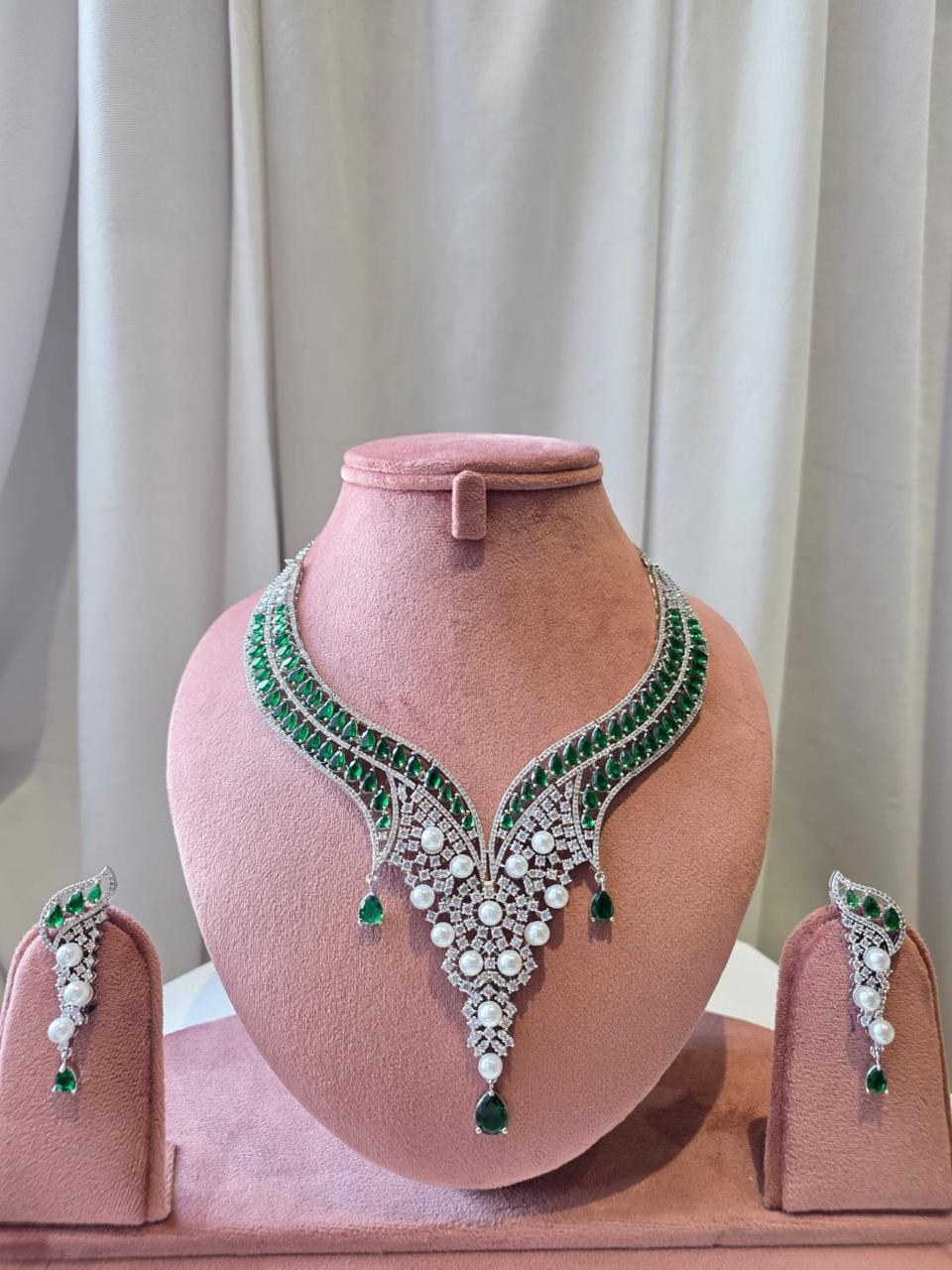 Emerald Pearl Statement Necklace Set