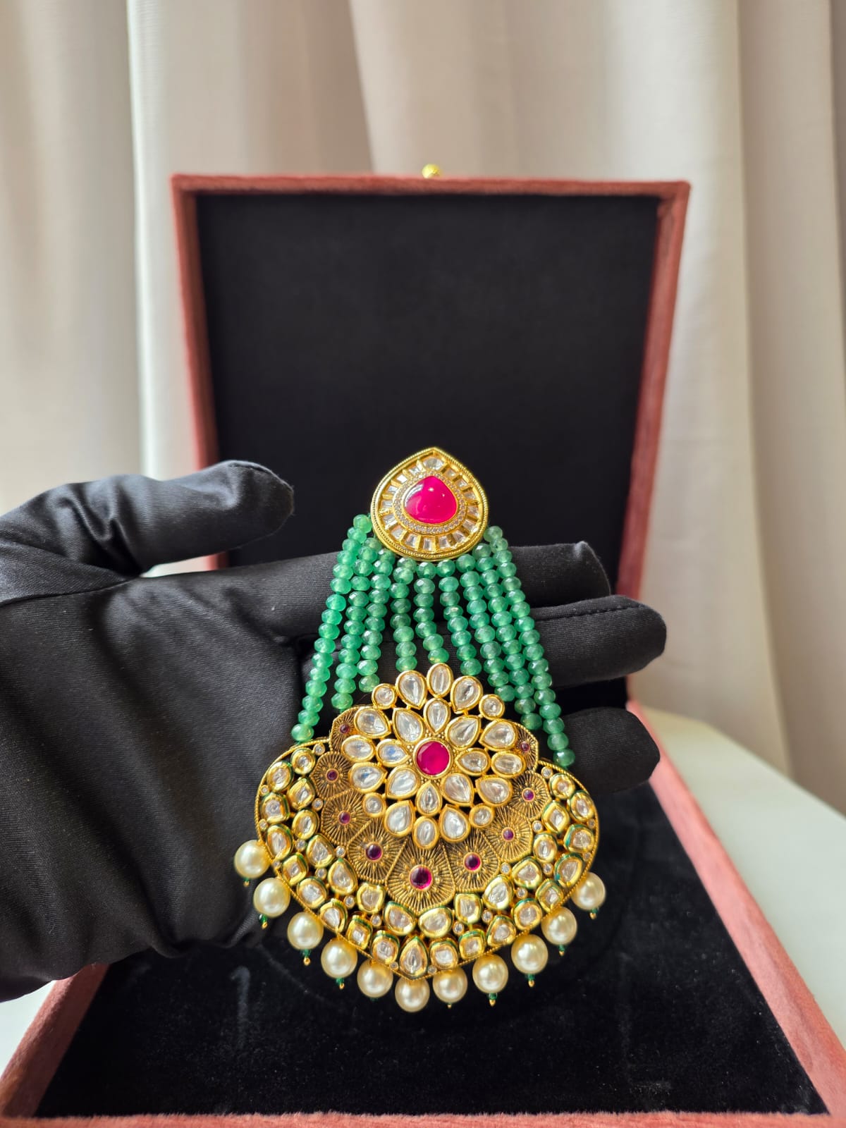 Emerald Beaded Polki Passa
