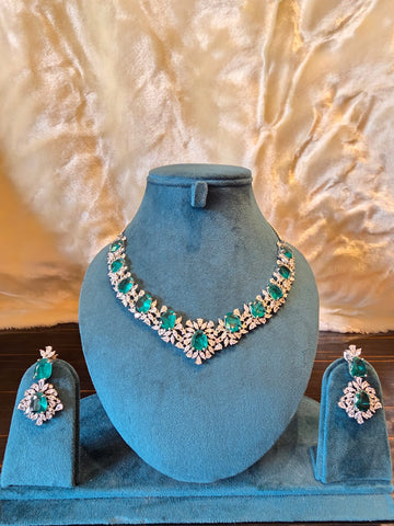 Emerald Blossom Necklace Set