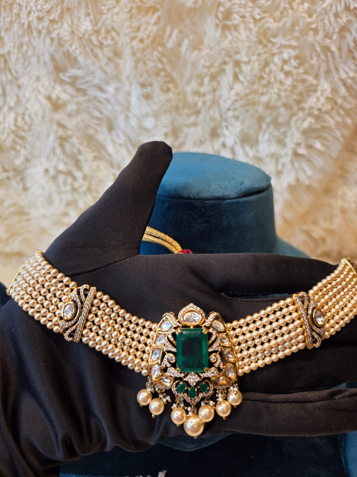 Emerald Royale Pearl Choker Set