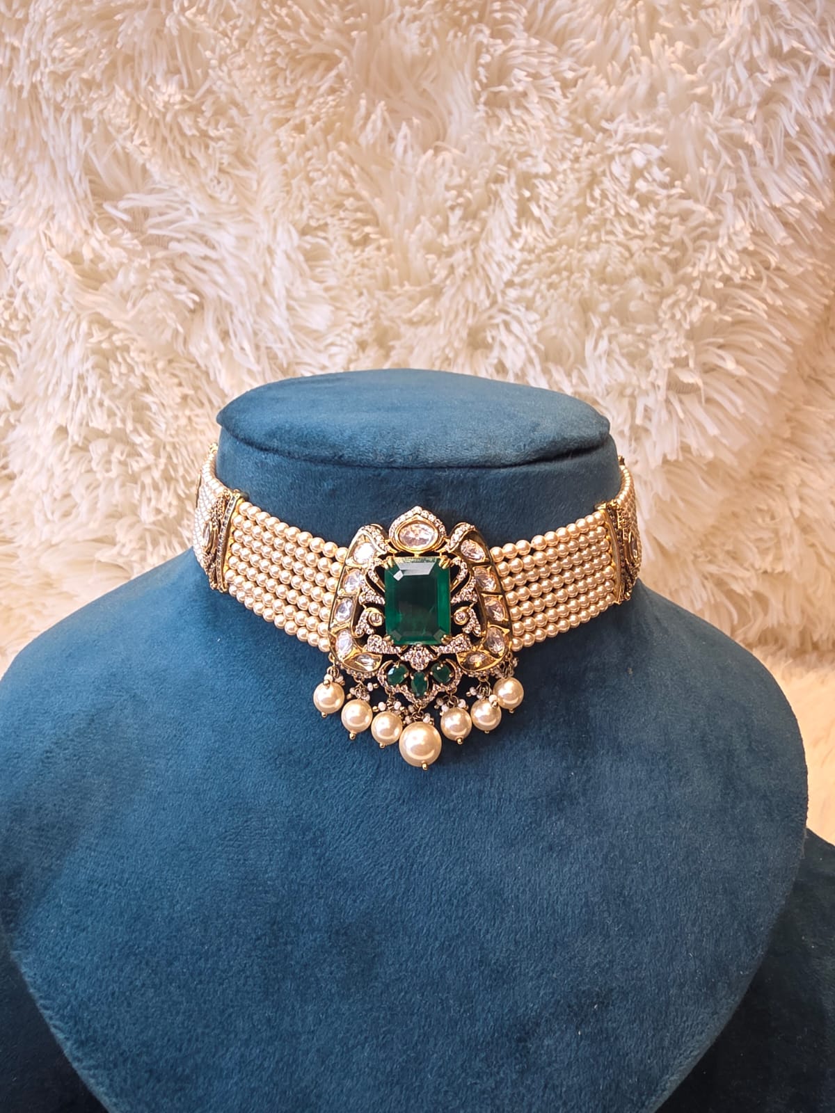 Emerald Royale Pearl Choker Set