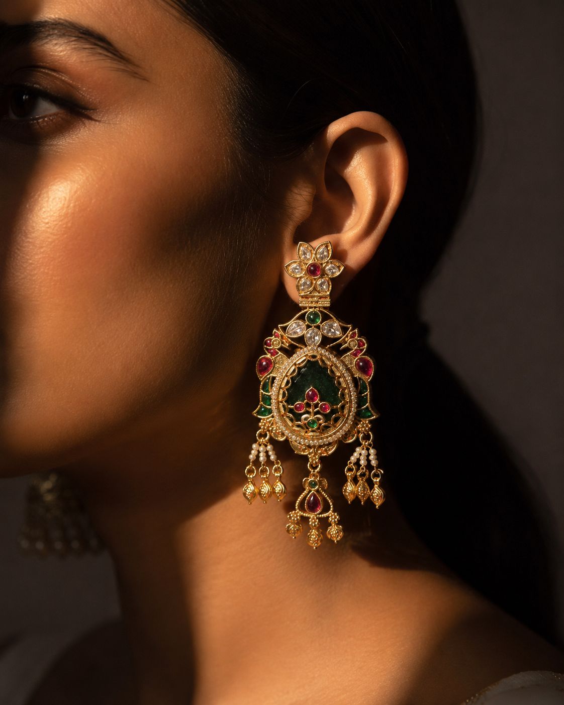 Emerald Riwaayat Earrings