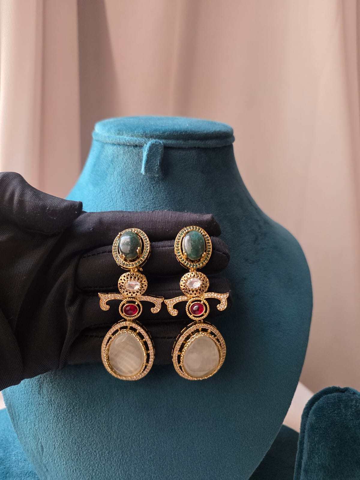 Multicolour Antique Charm Necklace Set