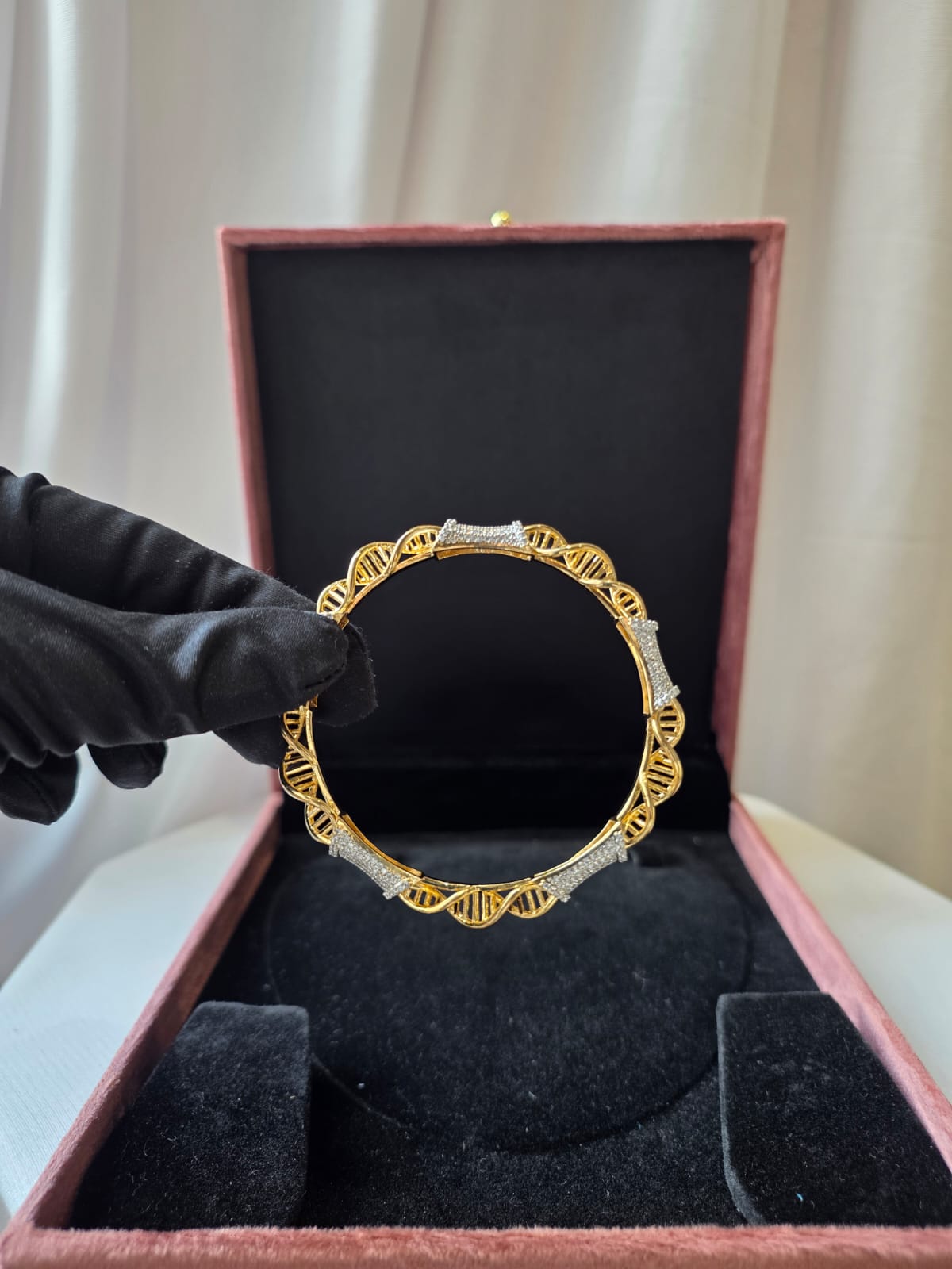 Helix Luxe Diamond Bangle Pair
