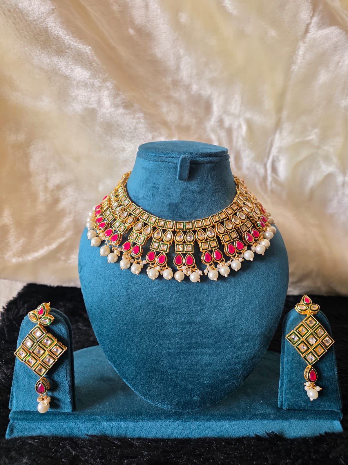 Gulnaar ruby Kundan Necklace Set