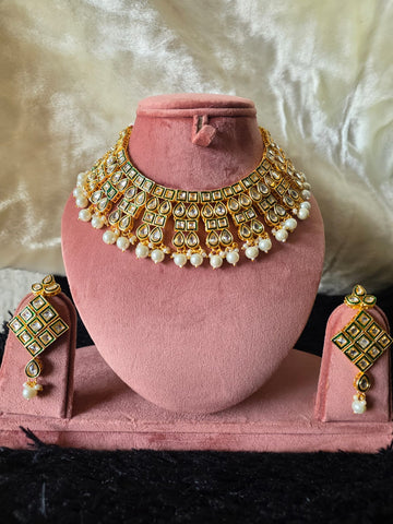 Gulnaar white Kundan Necklace Set
