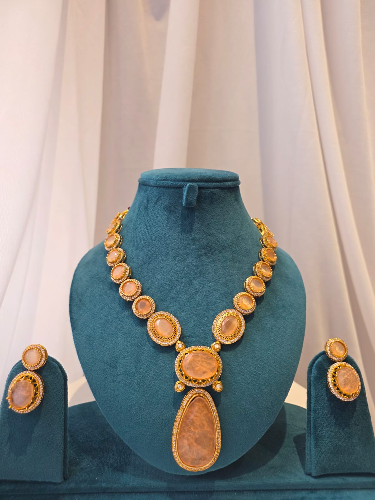 Peach Oval Statement Necklace Set