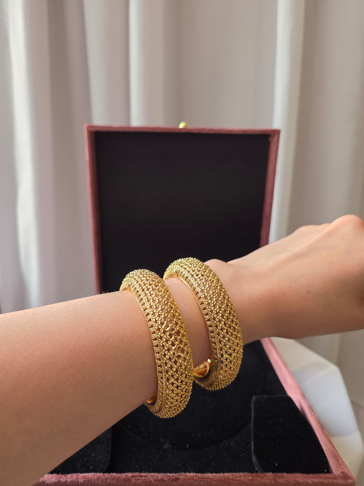 Meher Luxe Openable Kada Set