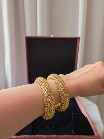 Meher Luxe Openable Kada Set