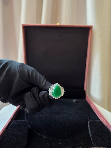 Emerald Teardrop Luxe Ring