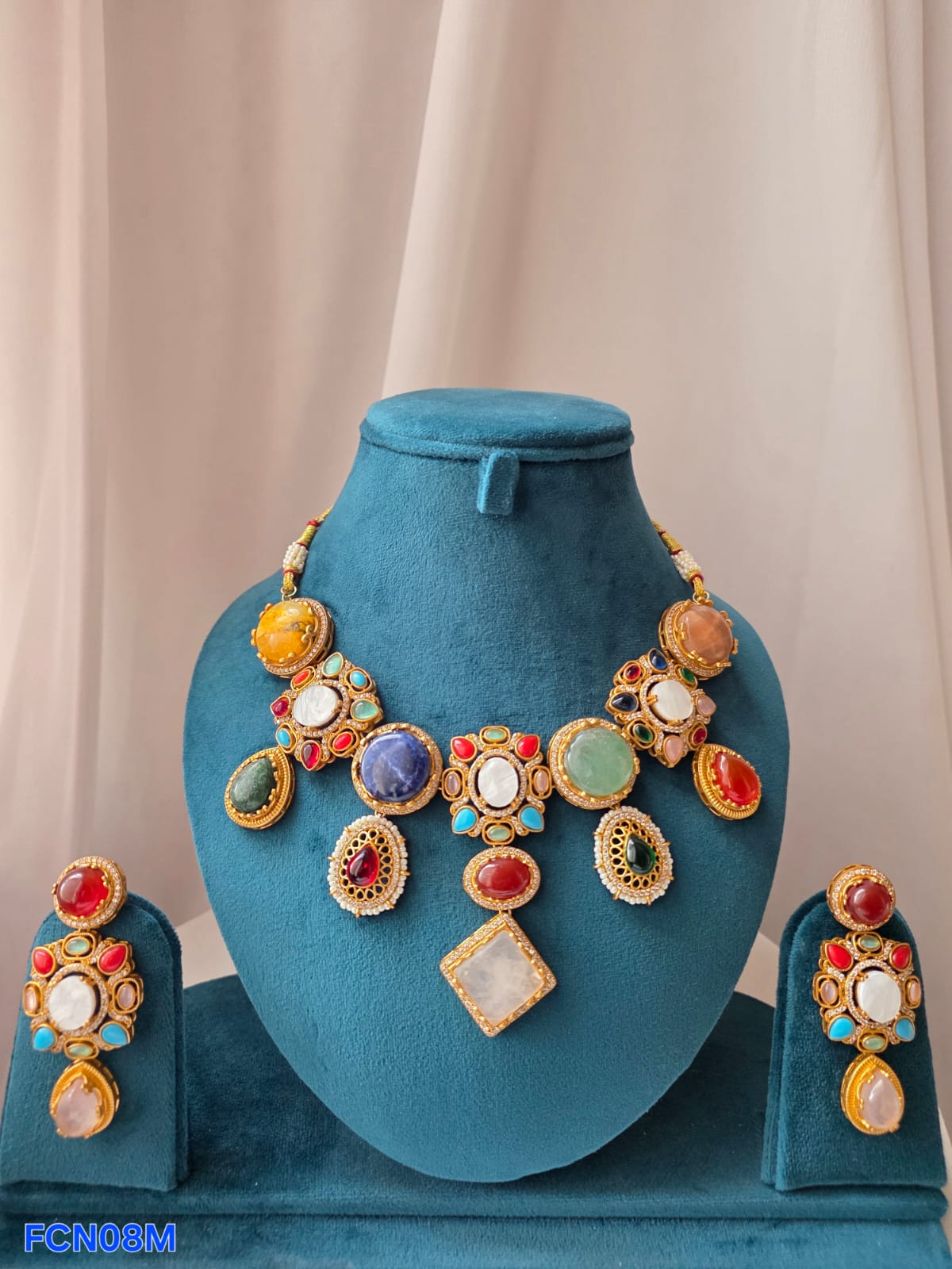 Heritage Statement Drop Necklace Set