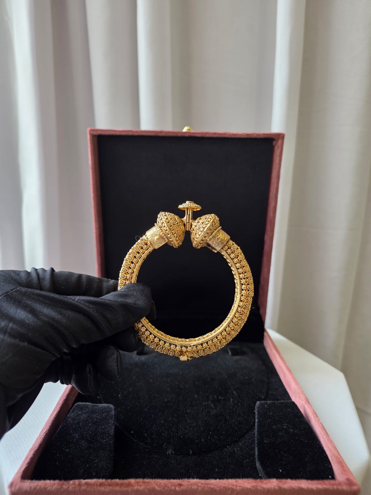 Noor Heritage Openable Kada Set